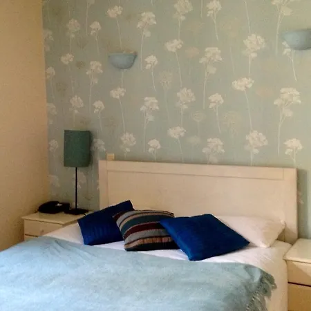 L'hôtel Du Périgord Hotel Aubeterre-sur-Dronne