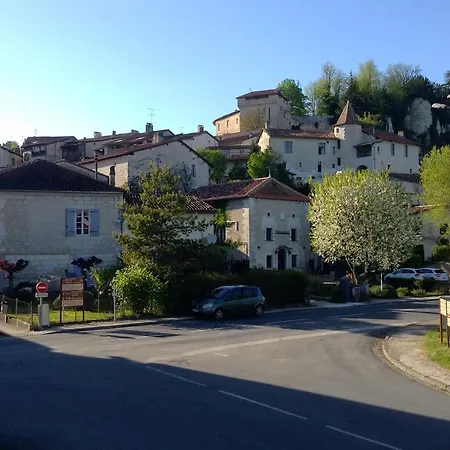Hotel L'hôtel Du Périgord Aubeterre-sur-Dronne
