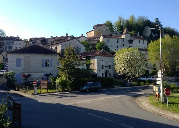Hotel L'hotel Du Perigord Aubeterre-sur-Dronne