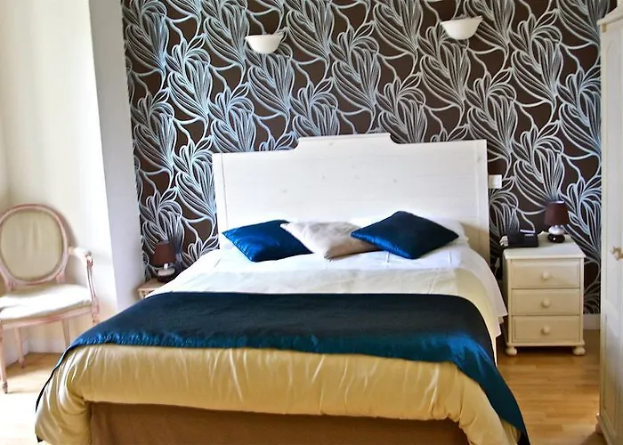 Hotel L'hôtel Du Périgord Aubeterre-sur-Dronne